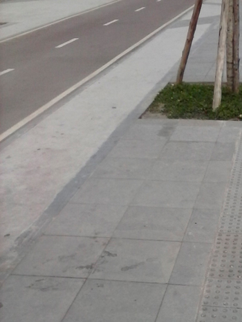 Piso Podotátil Piso Podotátil Alerta em Ladrílho Hidráulico, Norma ABNT NBR 9050,